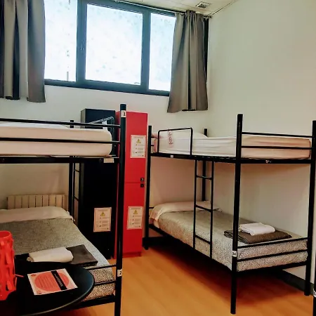 Bilbao Akelarre Hostel-3
